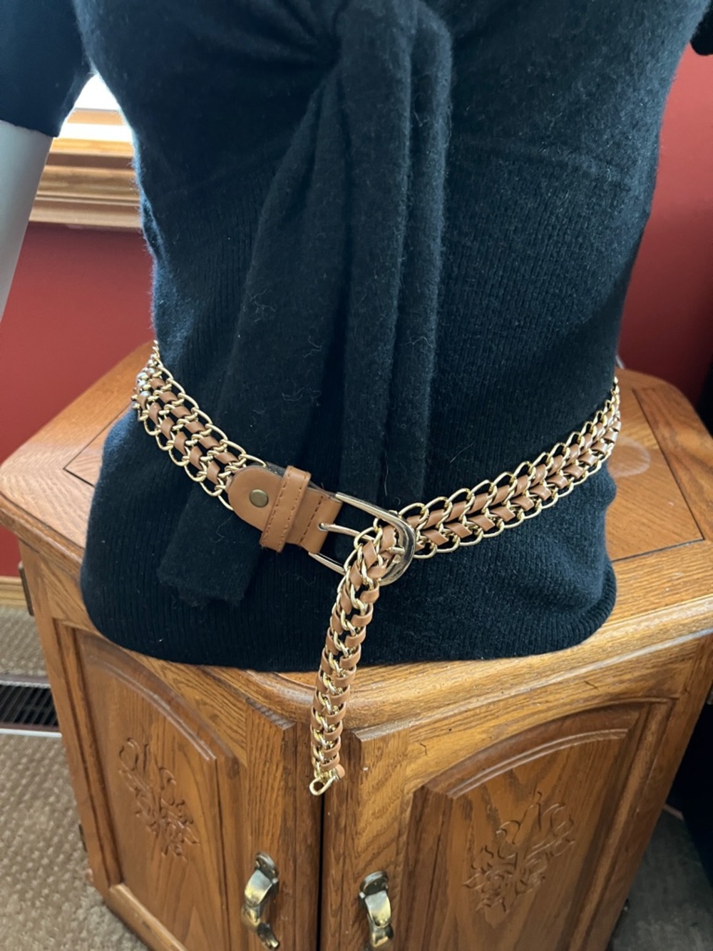 VINTAGE Y2K Chain Belt • Tan Faux Leather • Gold Tone • Adjustable